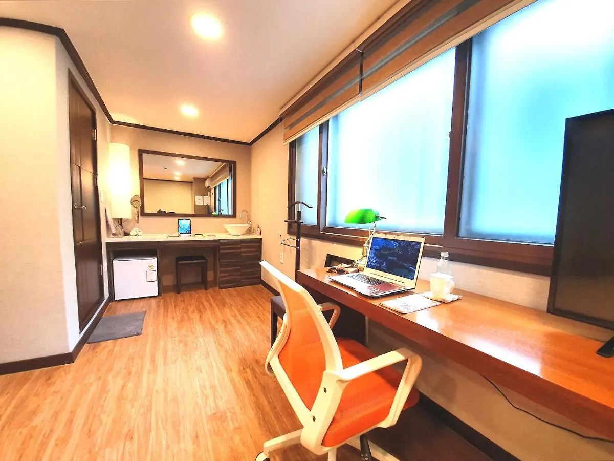 Foret Guest House Gangnam Seoul 2*,  South Korea