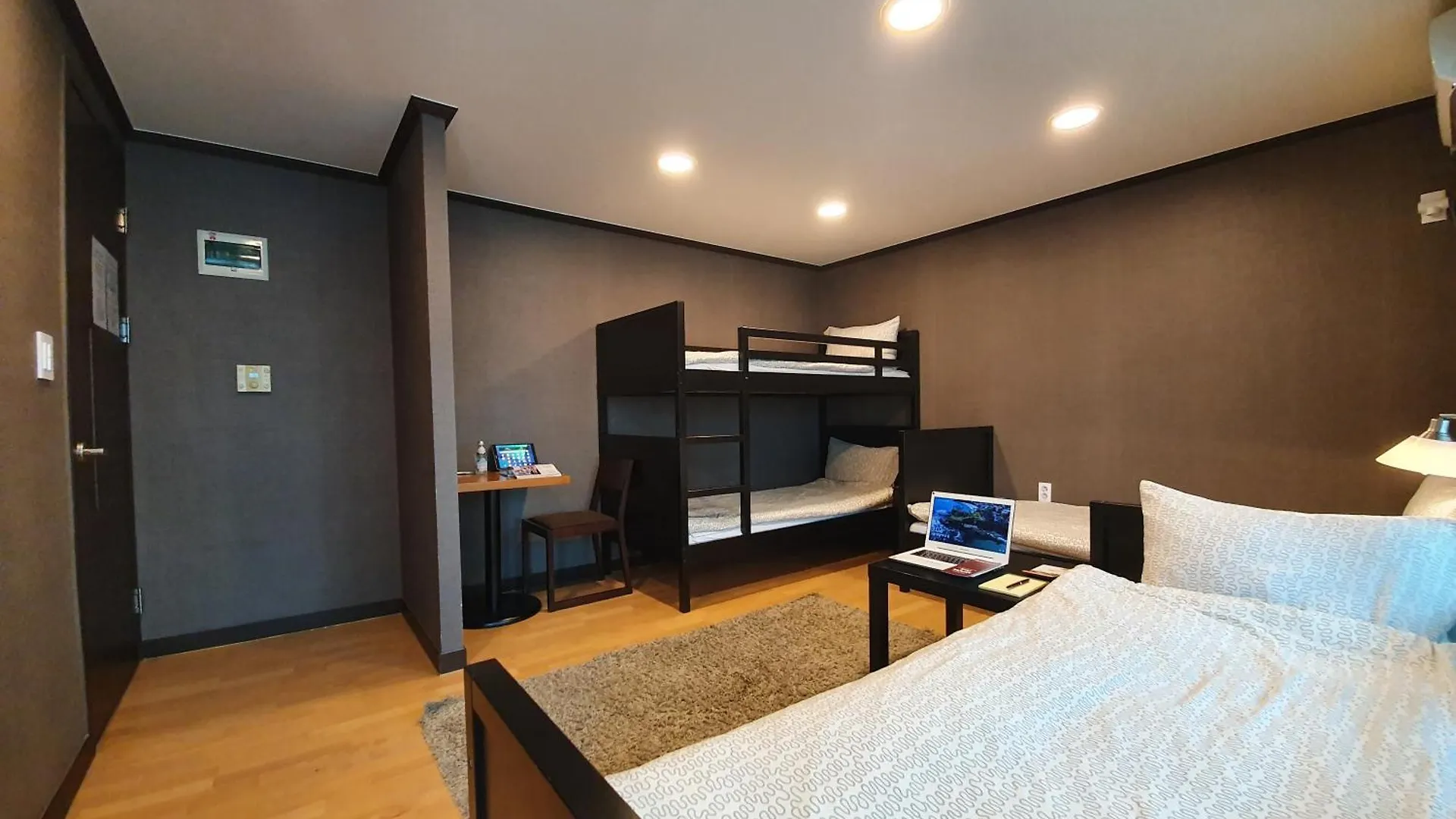 Foret Guest House Gangnam Seoul